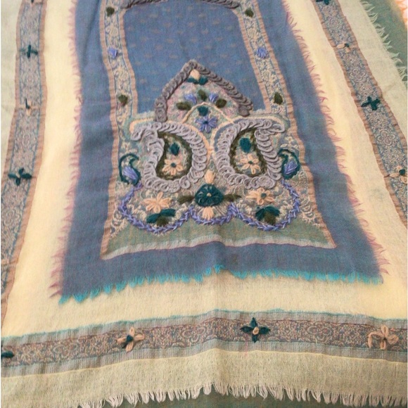 Handcrafted Shawl/Scarf, teal, boiled wool 68”x26” - Picture 4 of 10